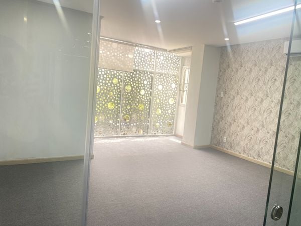  Cho Thuê Văn Phòng 8 - 12 Chỗ 