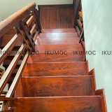 Cầu thang gỗ tự nhiên