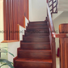 Cầu thang gỗ tự nhiên