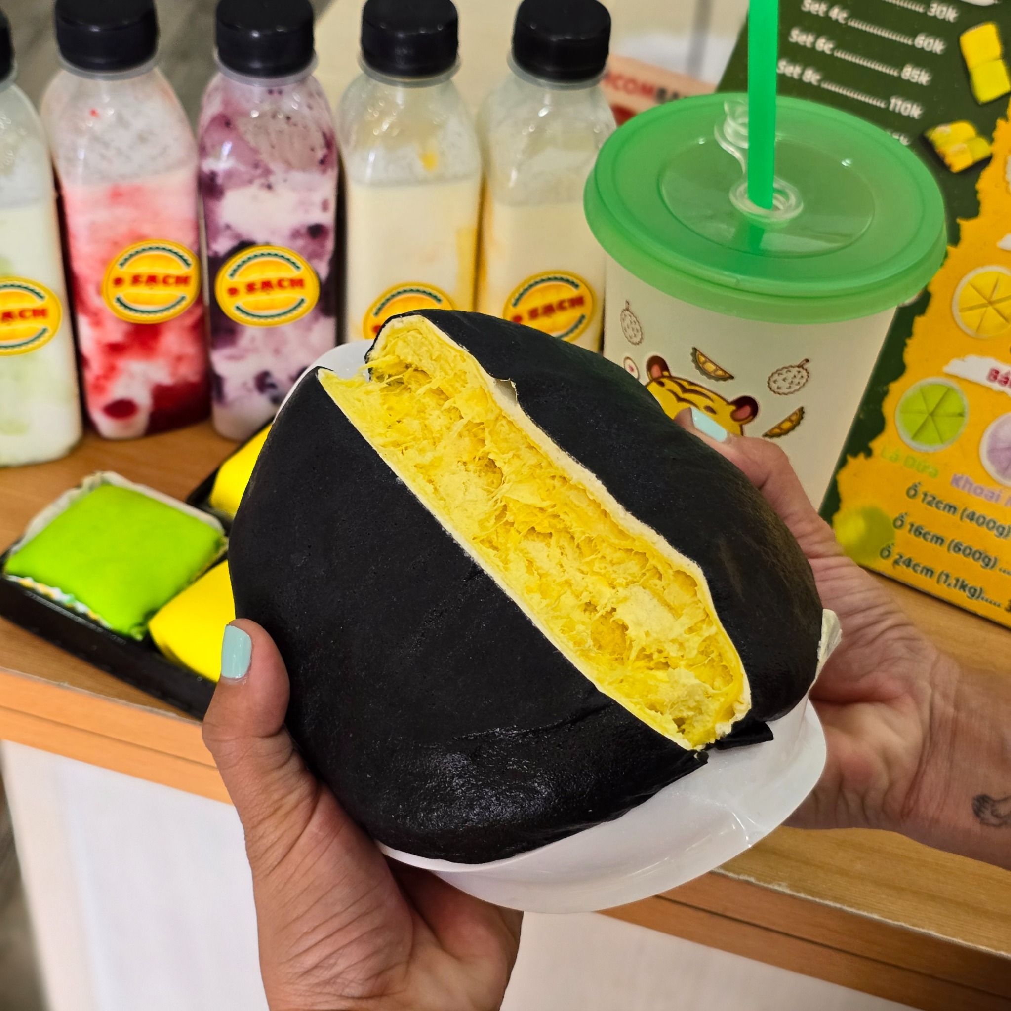 Bánh Phô Mai Than Tre size 16cm - 600g 