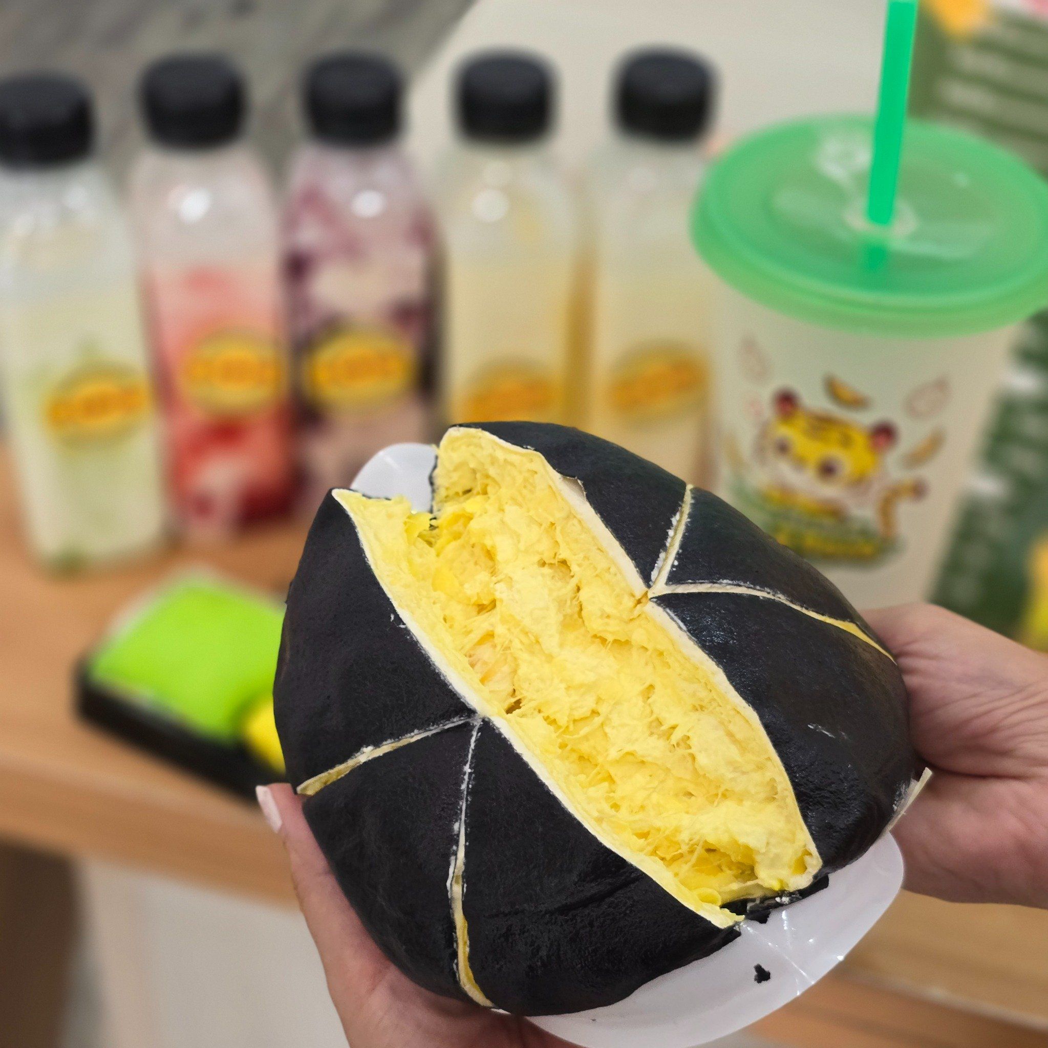  Bánh Phô Mai Than Tre size 12cm - 400g 