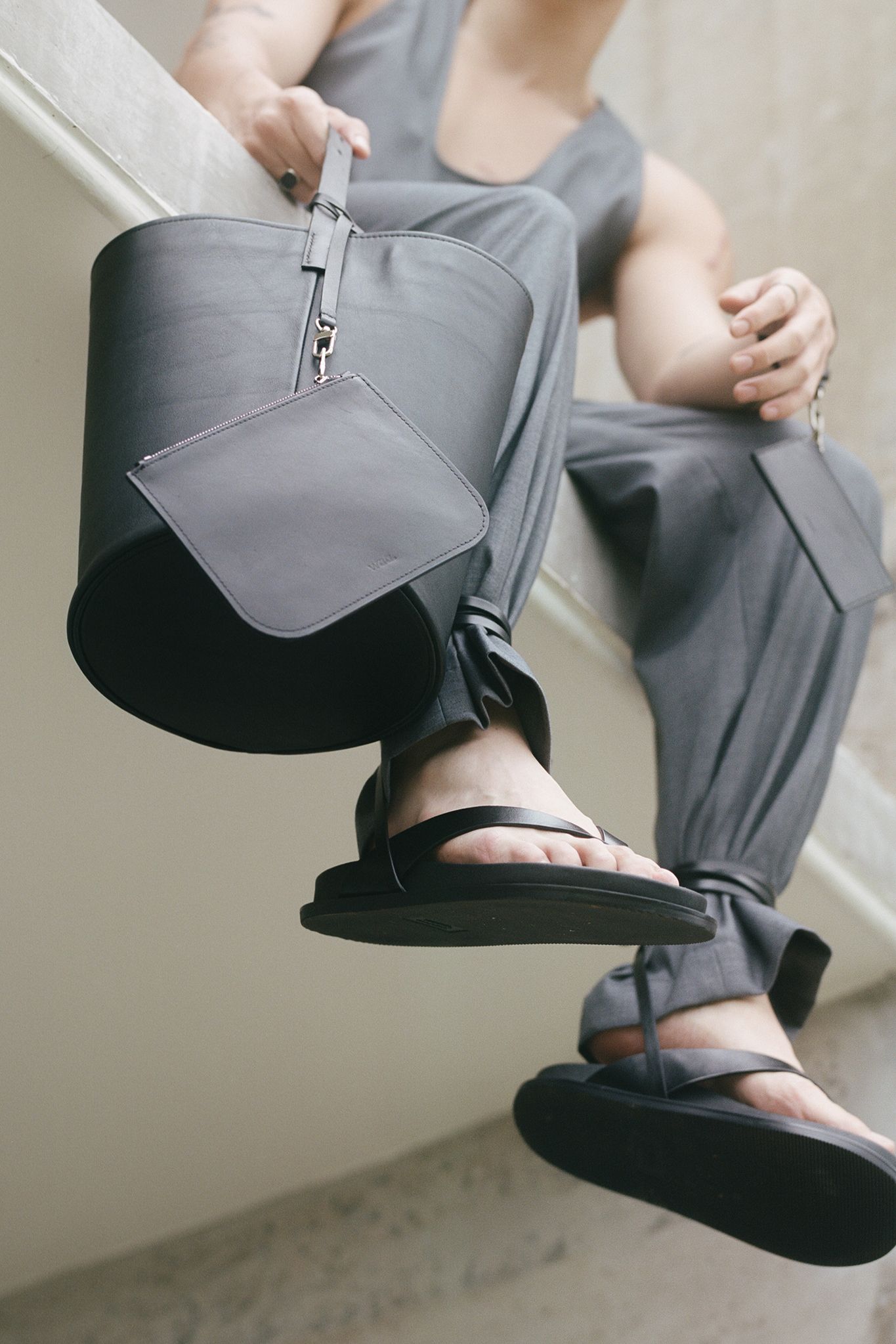 XẸP POUCH – waa. studios