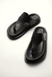  KEO SANDALS 