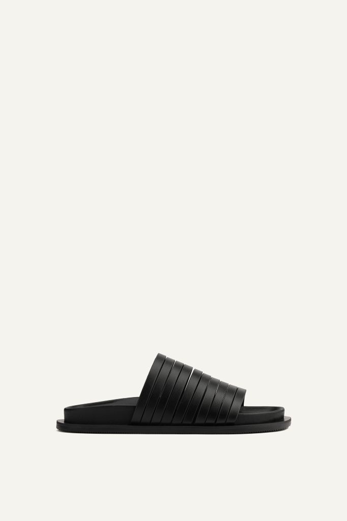 靴 Waa. studios KEP FLIP-FLOPS SIZE 40 TOP PICKS – waa. studios