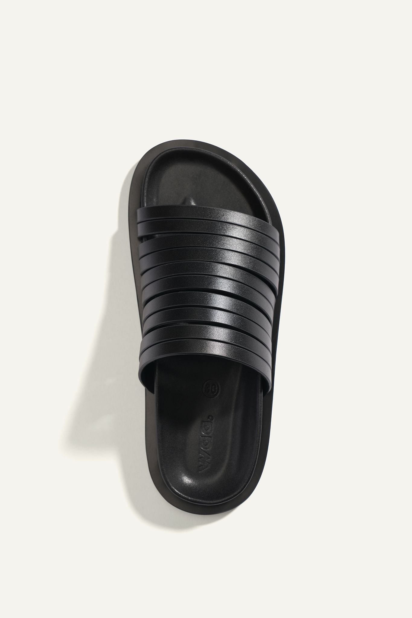 靴 Waa. studios KEP FLIP-FLOPS SIZE 40 DÒNG SANDALS – waa. studios