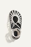  NƠM SANDALS 