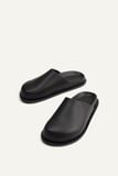  SỤC SANDALS 