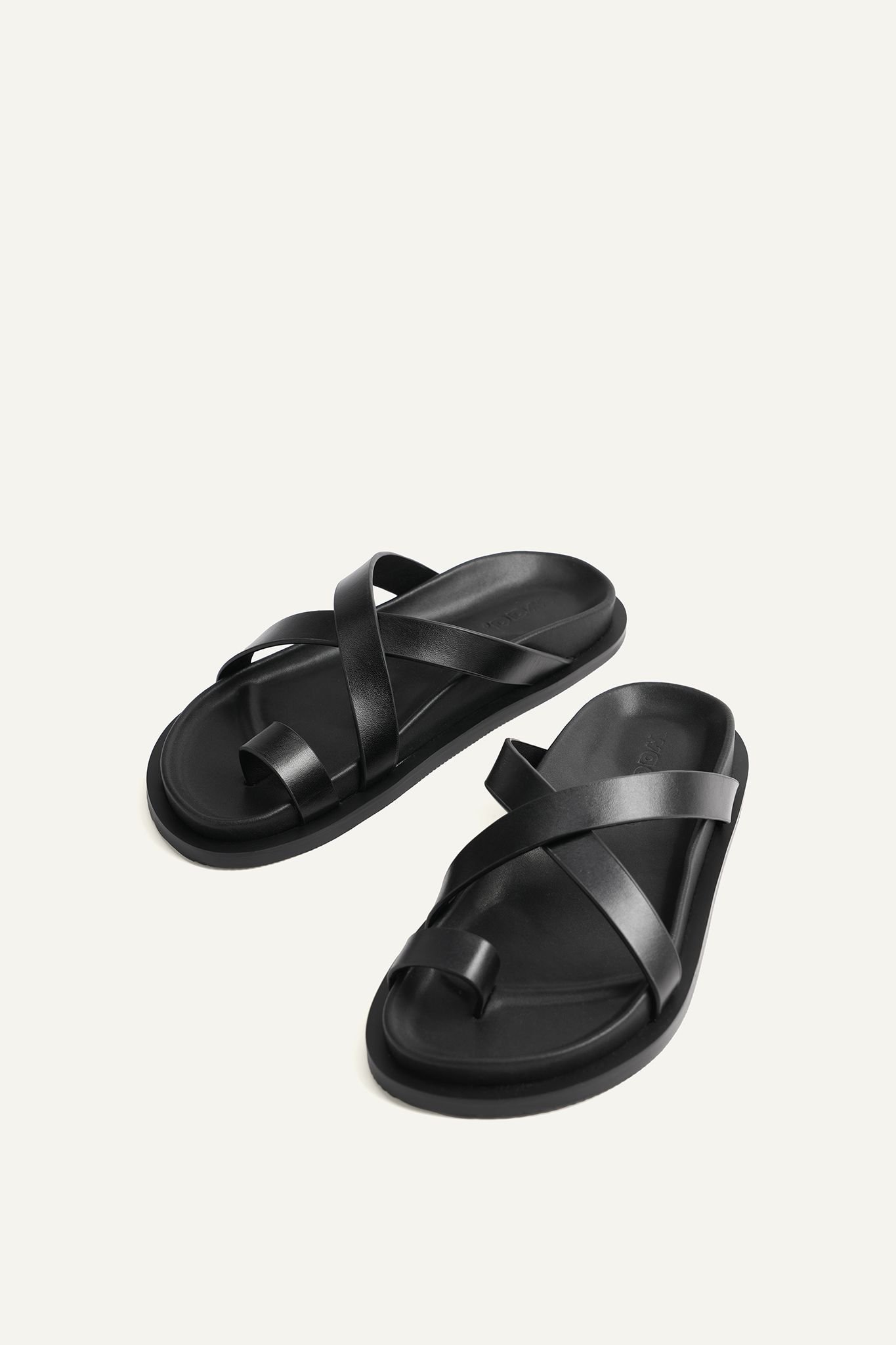 CHỎ SANDALS – waa. studios