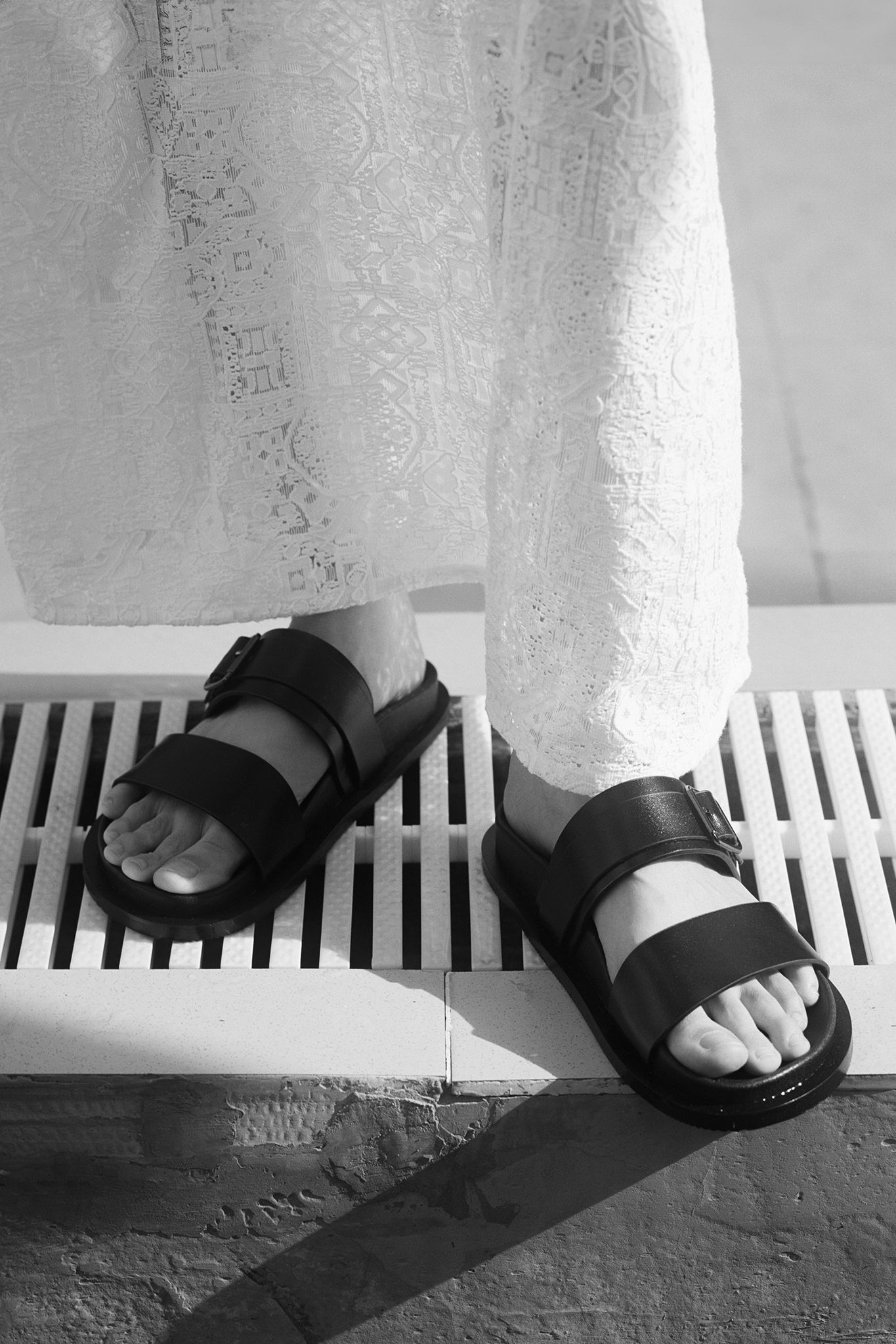 NHỊ SANDALS – waa. studios