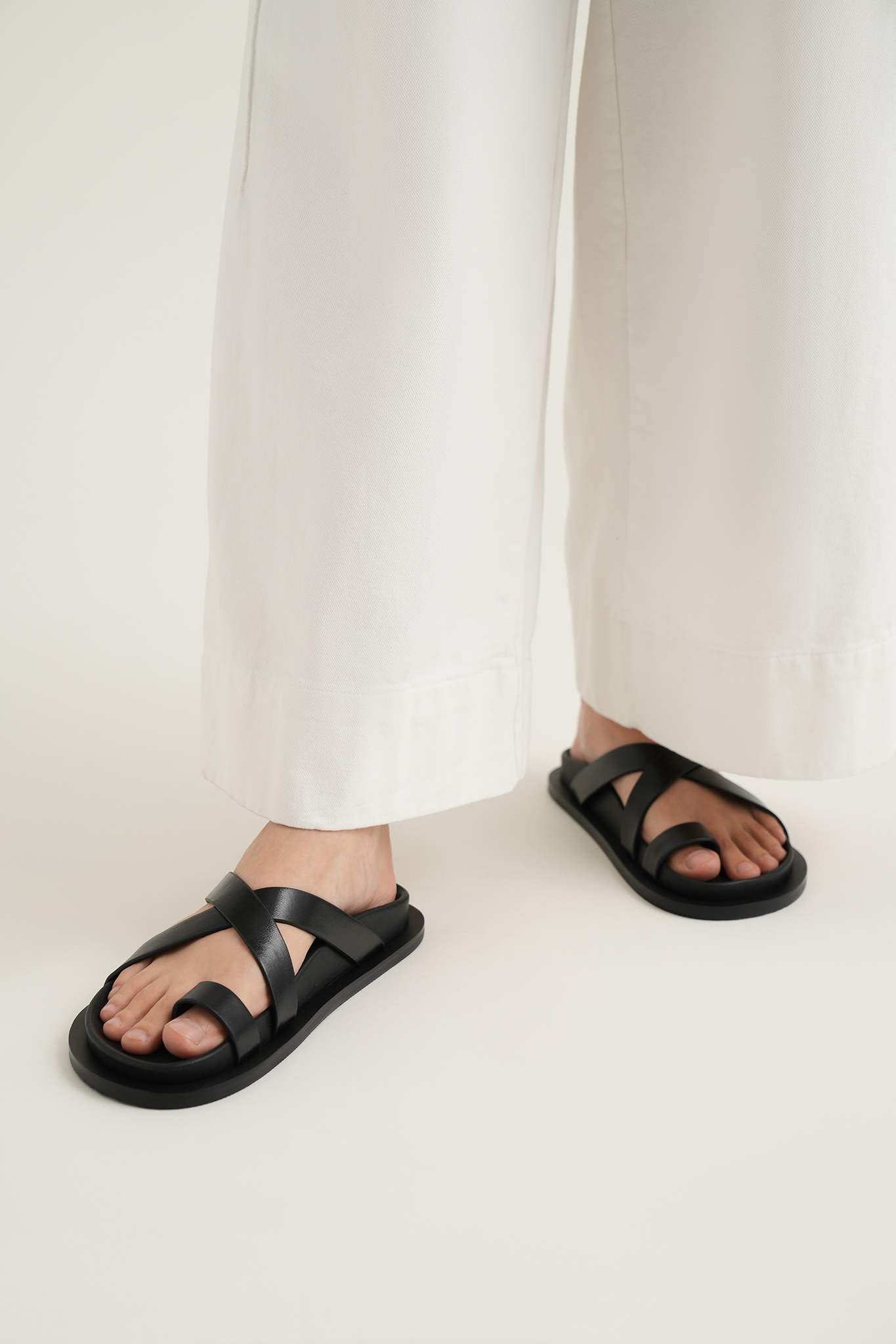 YELLO★BLACK WHALE PLATFORM SANDALS★Mサイズ YELLO / BLACK WHALE PLATFORM SANDALS