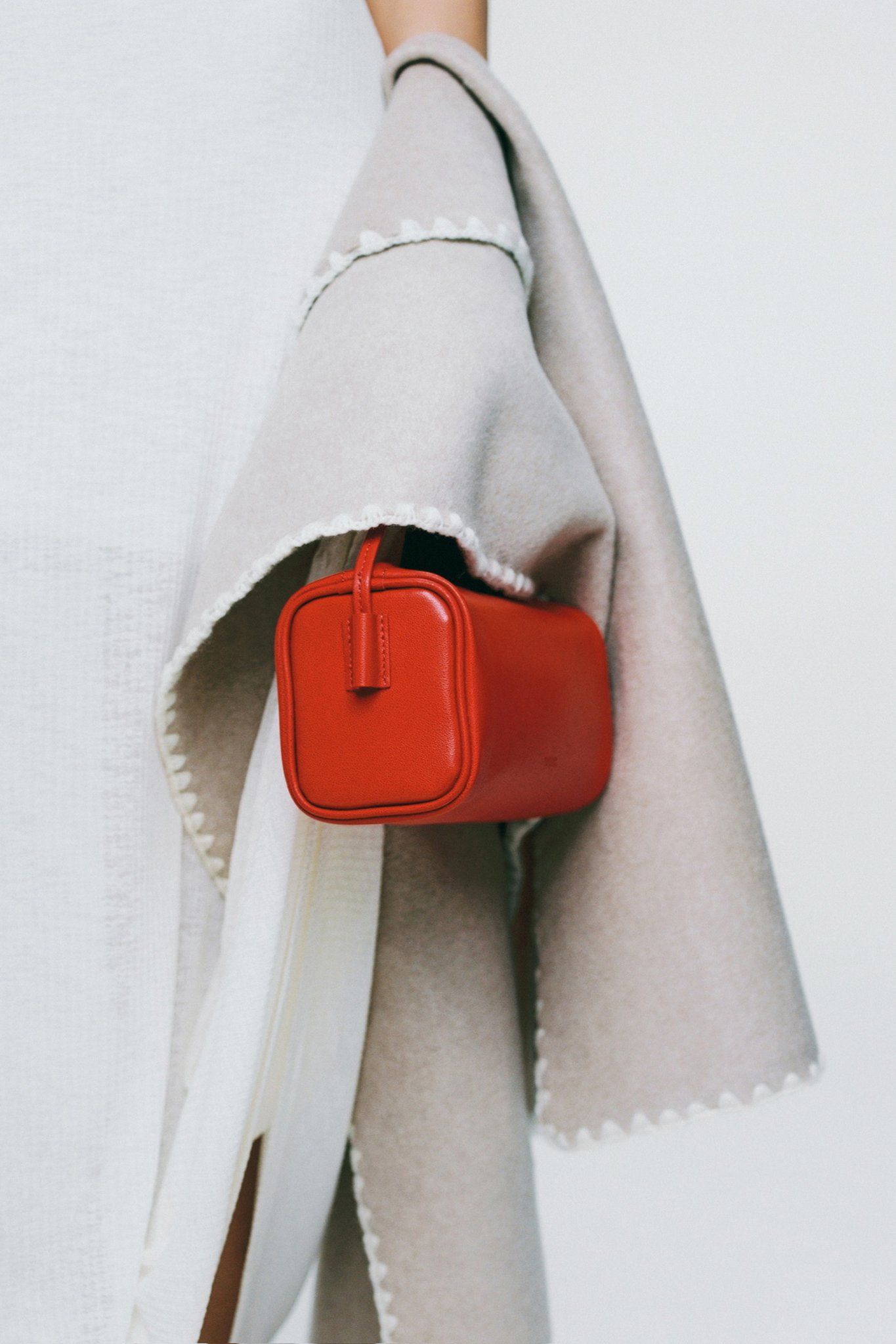 ショルダーバッグ・ポシェット OPENING SUNSHINE Ribbon suede shoulder bag red BỚP BAG – waa. studios