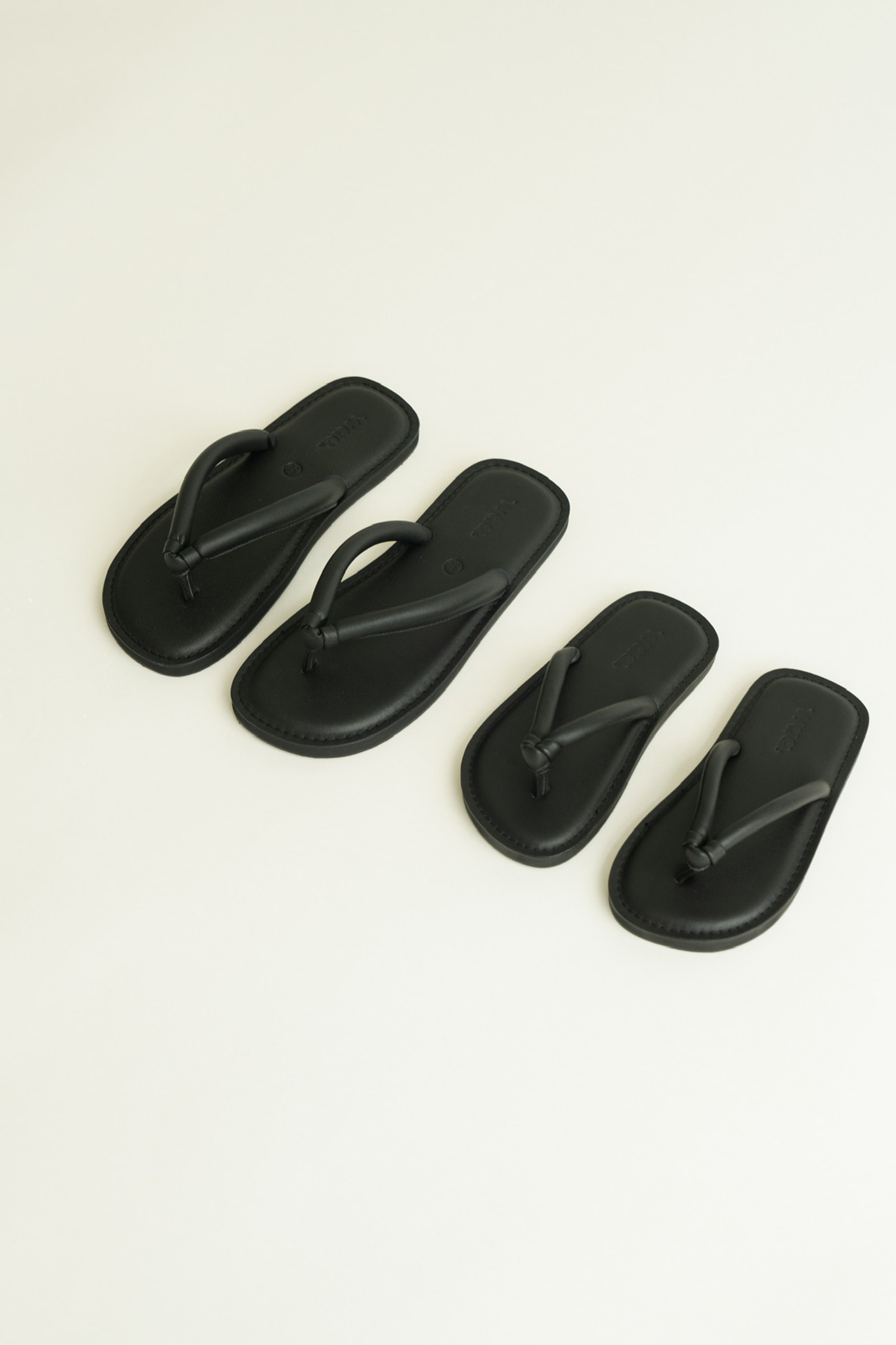 Waa. Studios Kep Leather Flip-Flops 40 (US 9) Men's Sandals