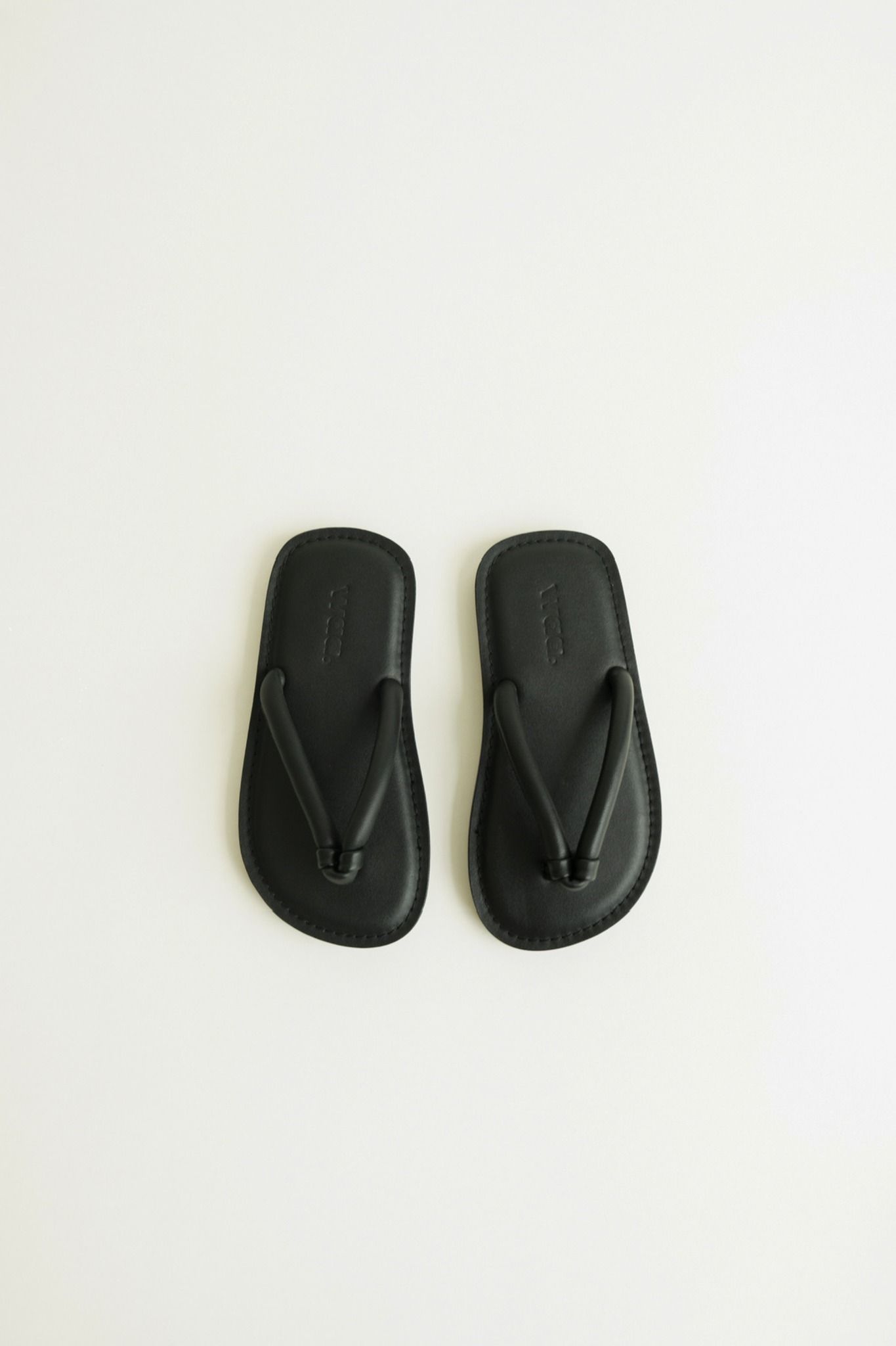 Waa .studios KẸP FLIP-FLOPS – Shinzone