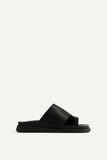  XỎ SANDALS 