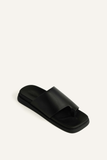  XỎ SANDALS 
