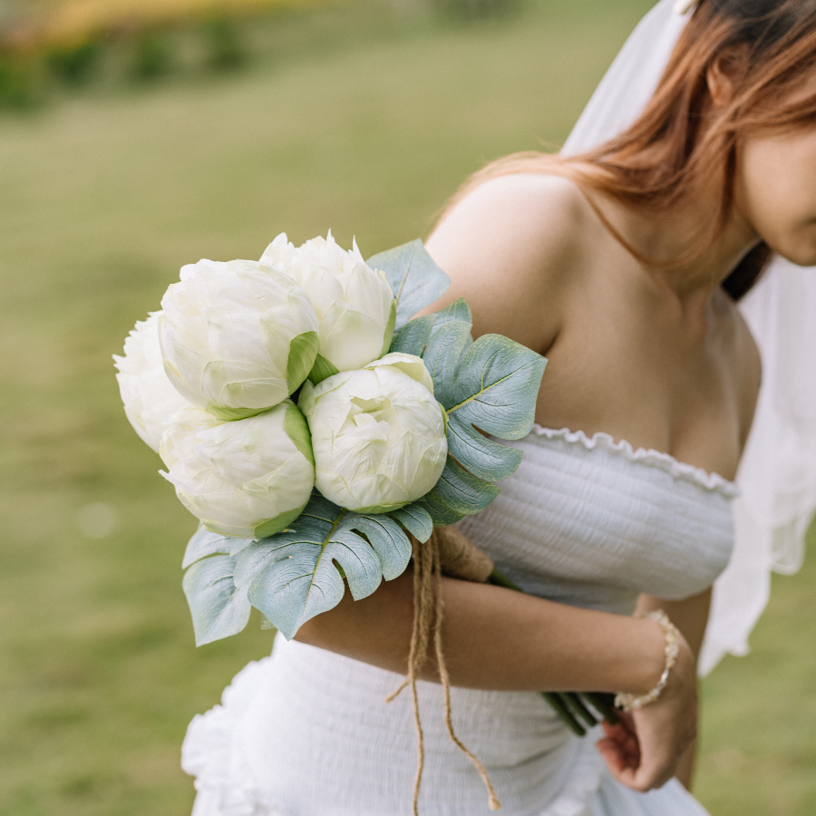  HOA CƯỚI - HOA SEN TRẮNG 