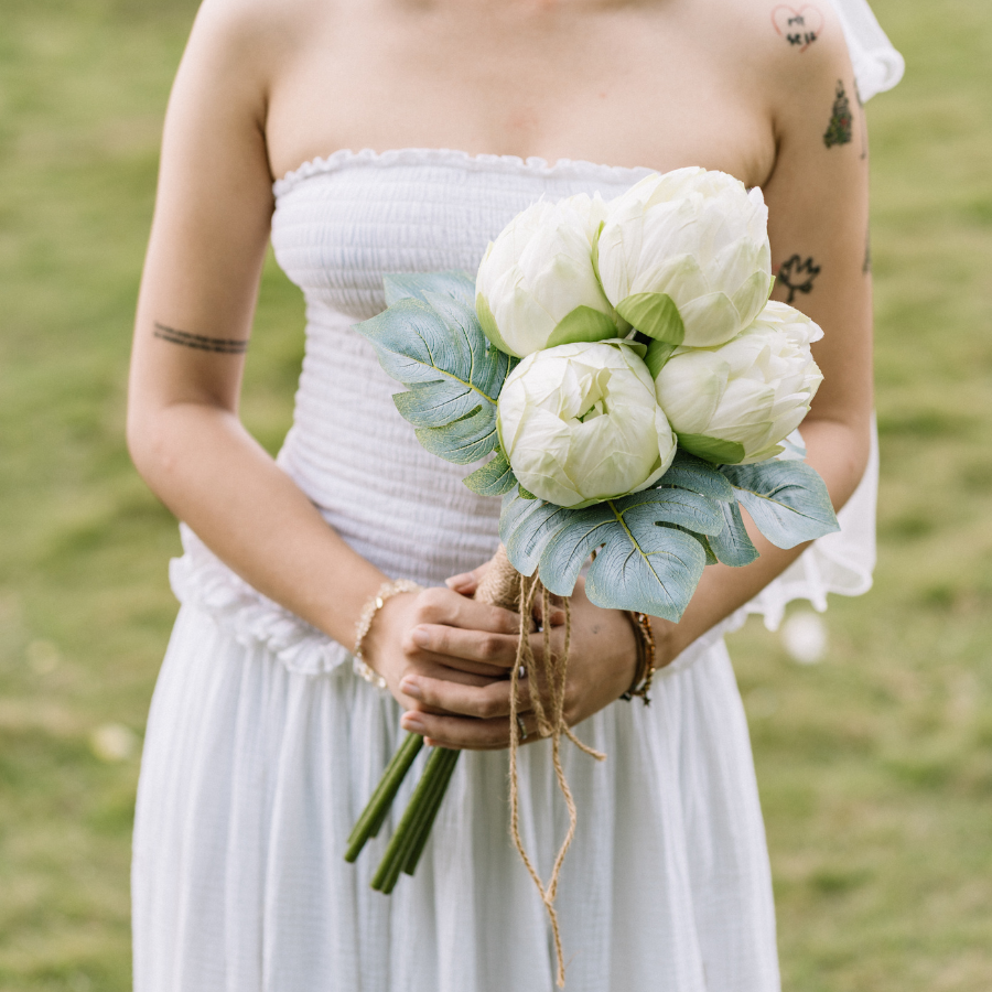  HOA CƯỚI - HOA SEN TRẮNG 