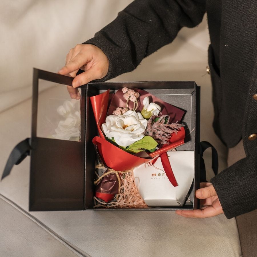  FLORA BOX - BUTTERCUP 