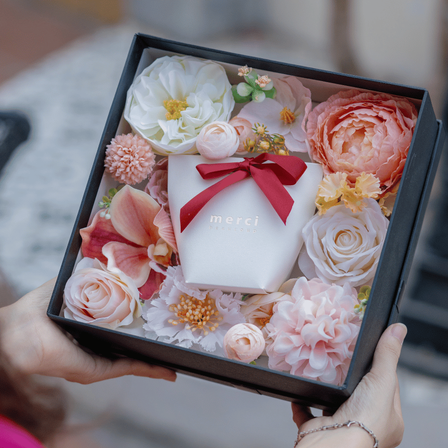  VALENTINE GIFT - CRYSTAL 