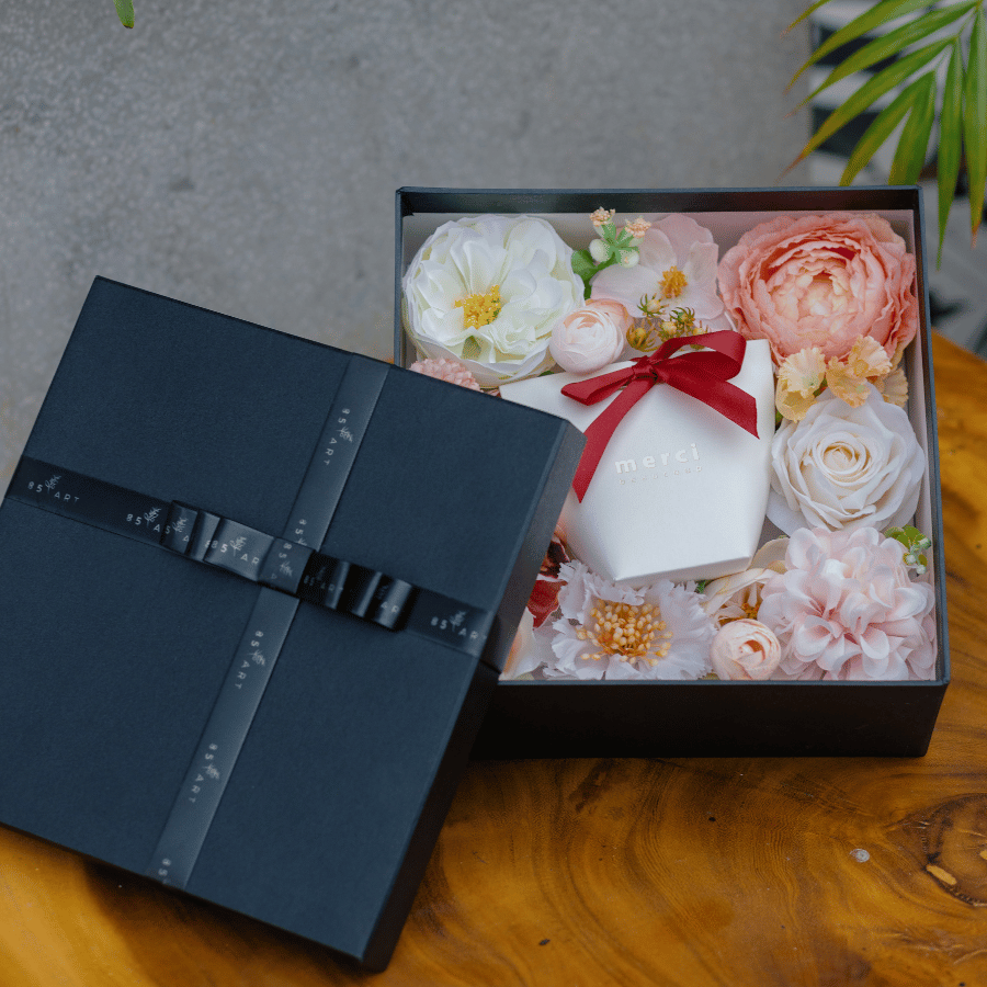  VALENTINE GIFT - CRYSTAL 