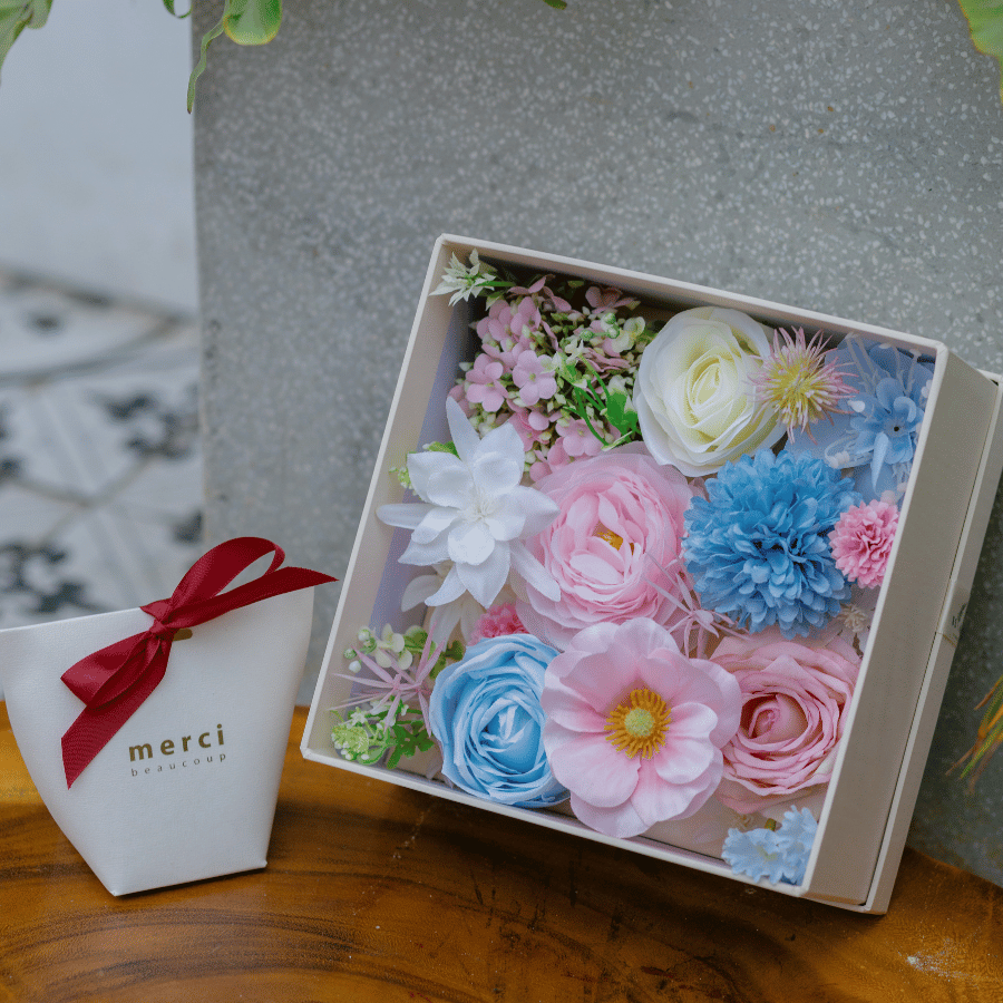  VALENTINE GIFT - BLOOMING 