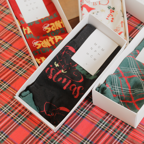  NOEL - HỘP TẤT ĐEN 