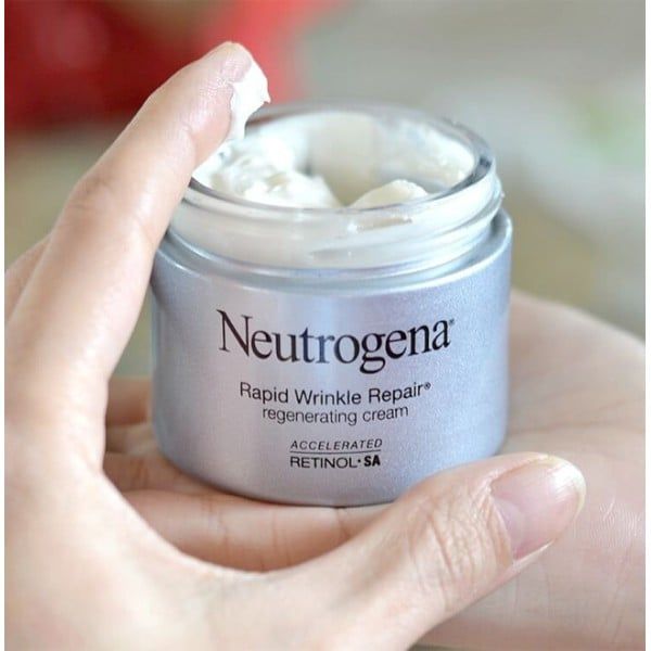 Kem Dưỡng Da Chống Lão Hóa Neutrogena Rapid Wrinkle Repair Renegerating Cream 48gr