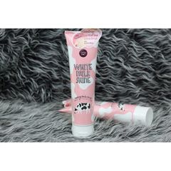 Tẩy Tế Bào Chết Toàn Thân Cathy Doll White Milk Shine Peeling Body Scrub 320ml