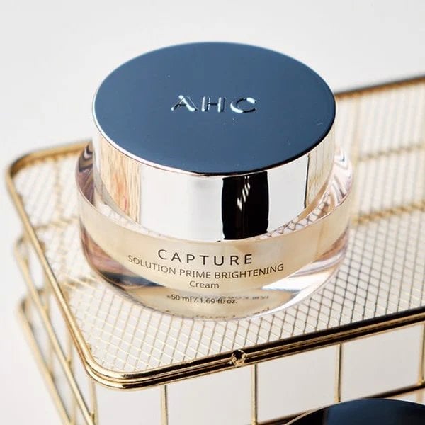 Kem dưỡng Trắng trên 25 tuổi AHC Capture Solution Prime Brightening ...