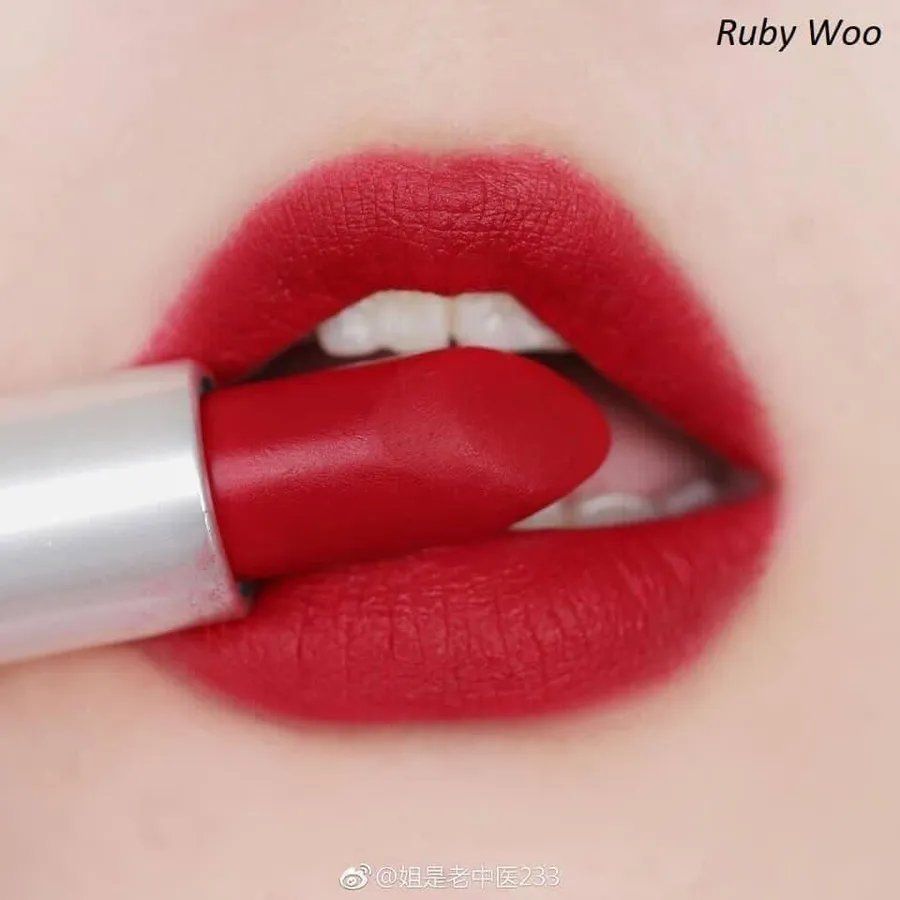 Son thỏi lì Đỏ Cổ Điển quyến rũ, sang trọng Mac Matte Lipstick Rouge 3gr #Ruby Woo