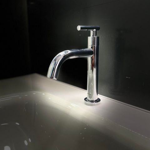  Vòi lavabo lạnh AI004 