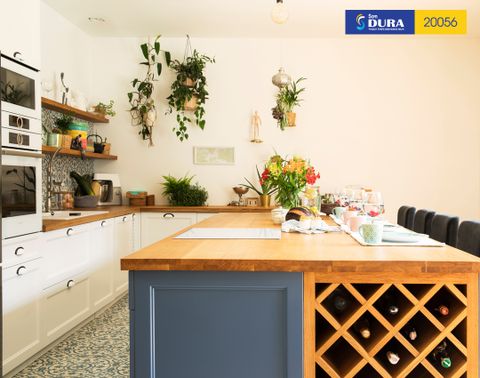  Màu vàng thể hiện sự thông thái và hạnh phúc 