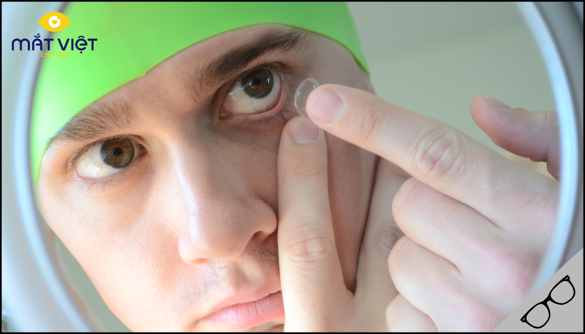 Cách đeo lens mắt khi bơi