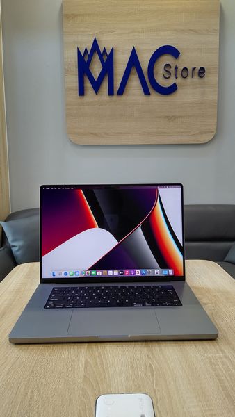 MacBook Pro (16-Inch, 2021) [Space Gray] - M1pro/32GB/2TB - MDM - 99%