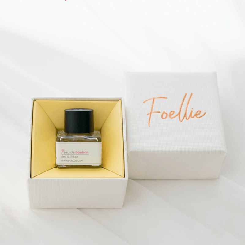 Nước hoa vùng kín Foellie Eau De BonBon màu trắng chai 5ml