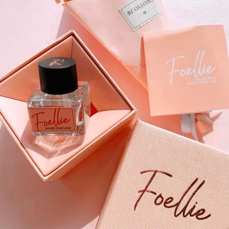 Nước hoa vùng kín Foellie Eau De Fleur màu hồng chai 5ml