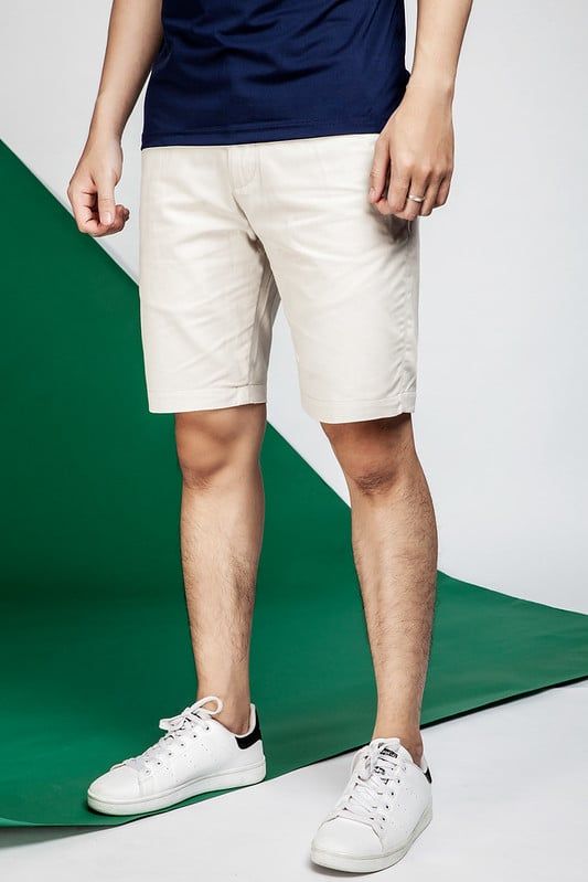  Quần short khaki cạp thường basic, diễu gấu FSBK012 
