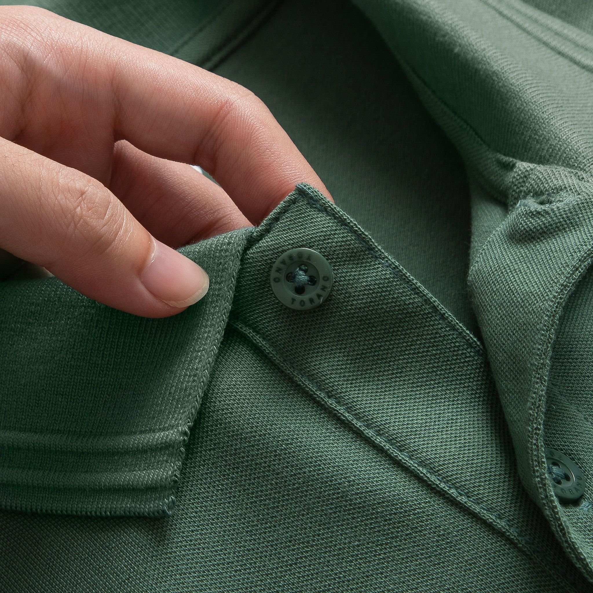  Áo Polo trơn basic thêu logo ngực ESTP038 - Xanh lá cây nhạt 