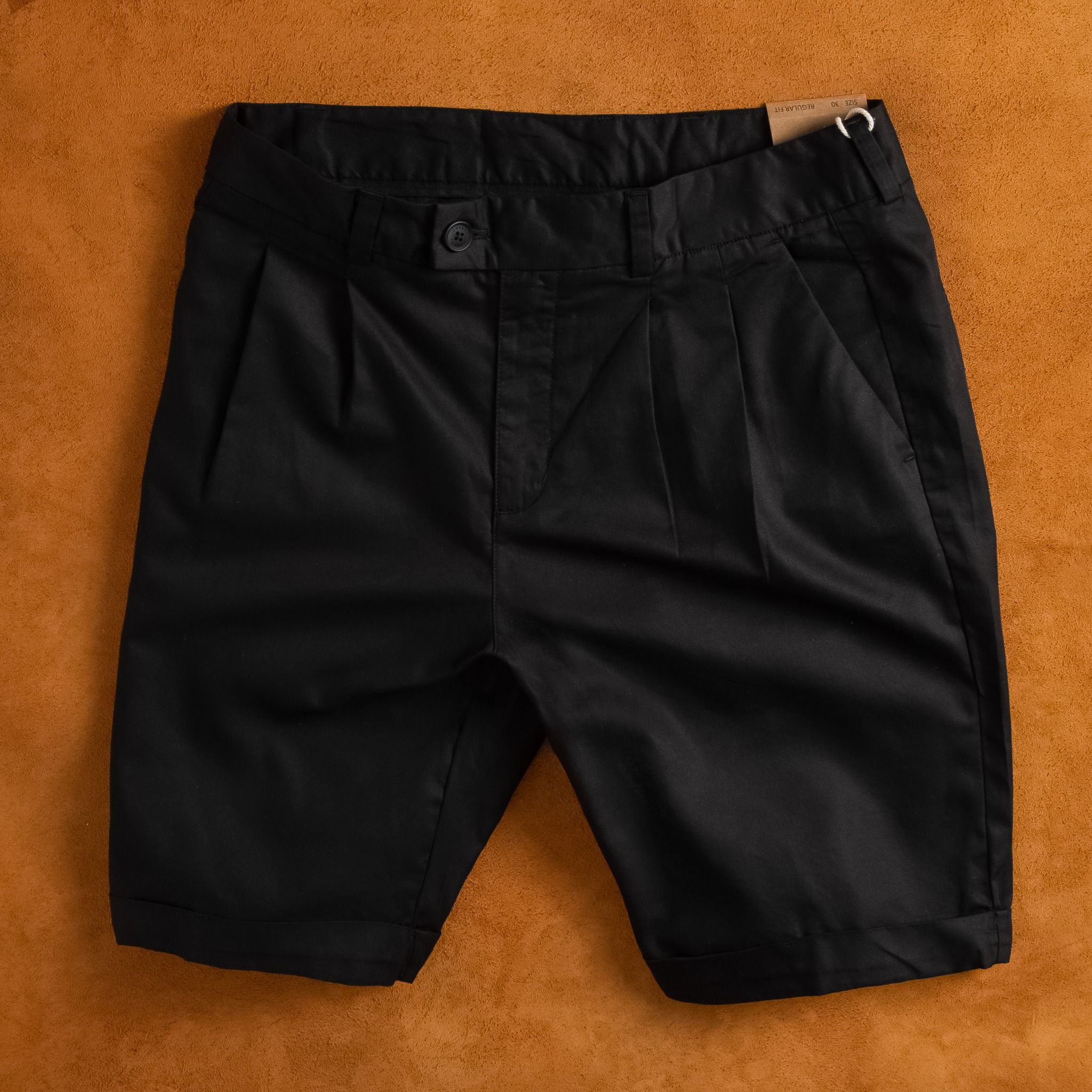  Quần short Khaki chiết eo gấu LV FSBK015 