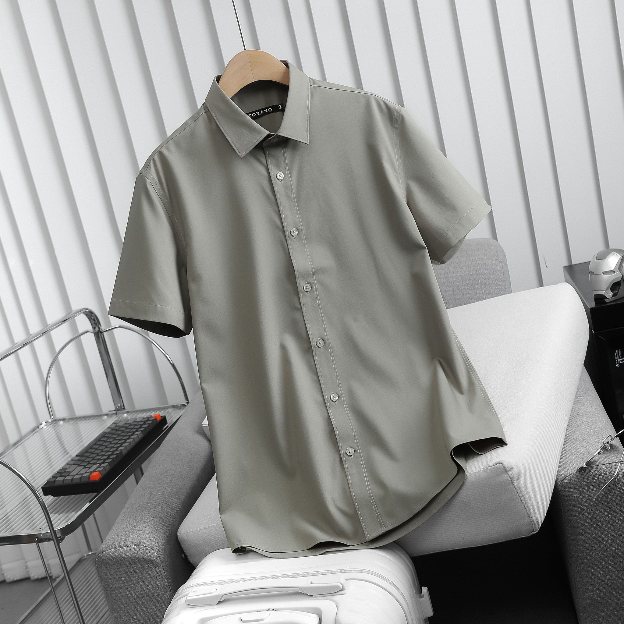  Sơ mi ngắn tay trơn hiệu ứng FSTB023 