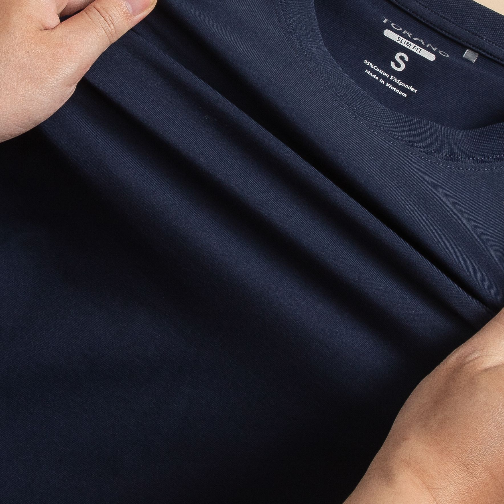  Áo T shirt họa tiết in logo Horse ngực FSTS026 