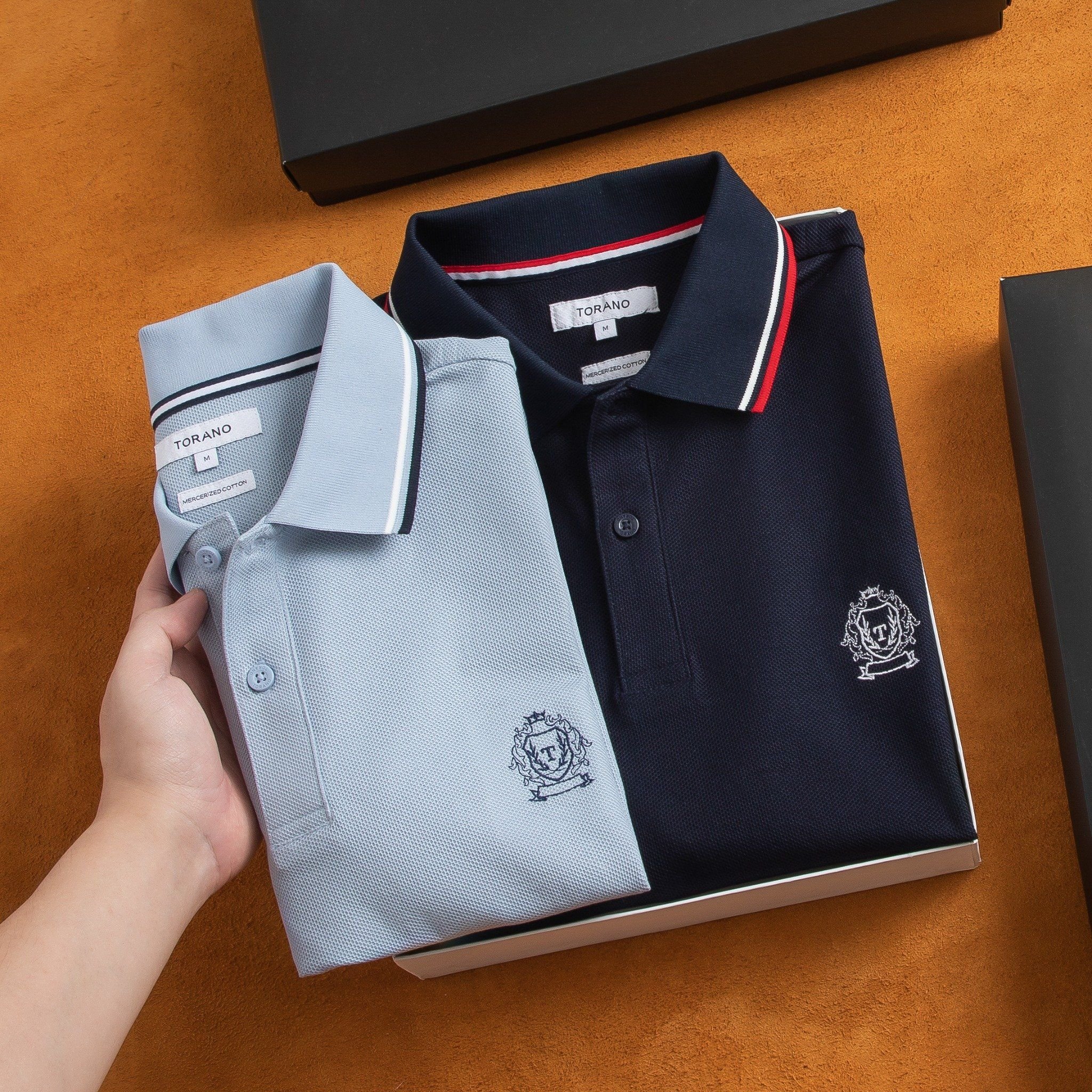  Áo polo trơn bo tay kẻ thêu logo ngực GSTP602 