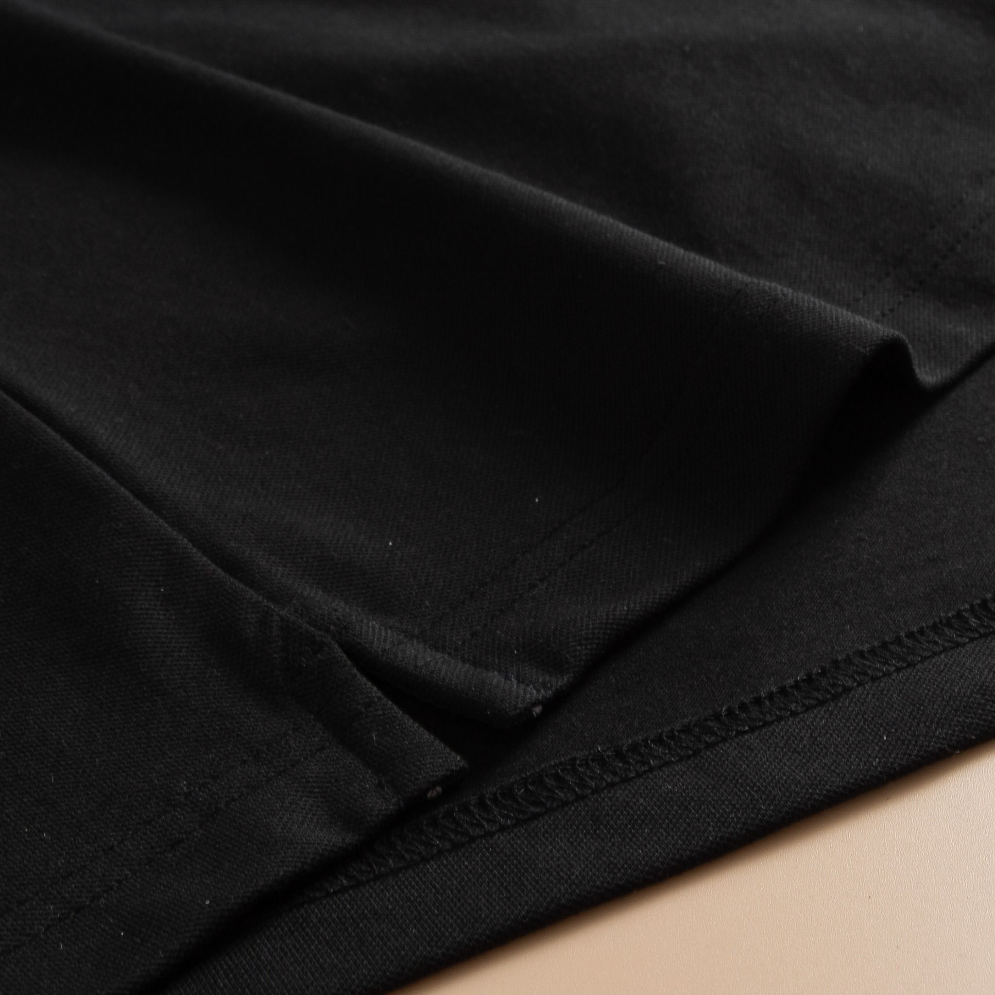  Áo Polo trơn basic đen thêu logo ngực ESTP038 - Đen 