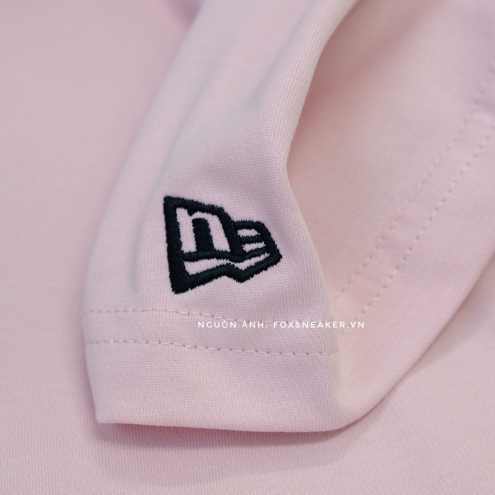  Áo Thun New Era La Hồng Logo Chữ Màu Đen I 12147609 Hàng Chính Hãng 
