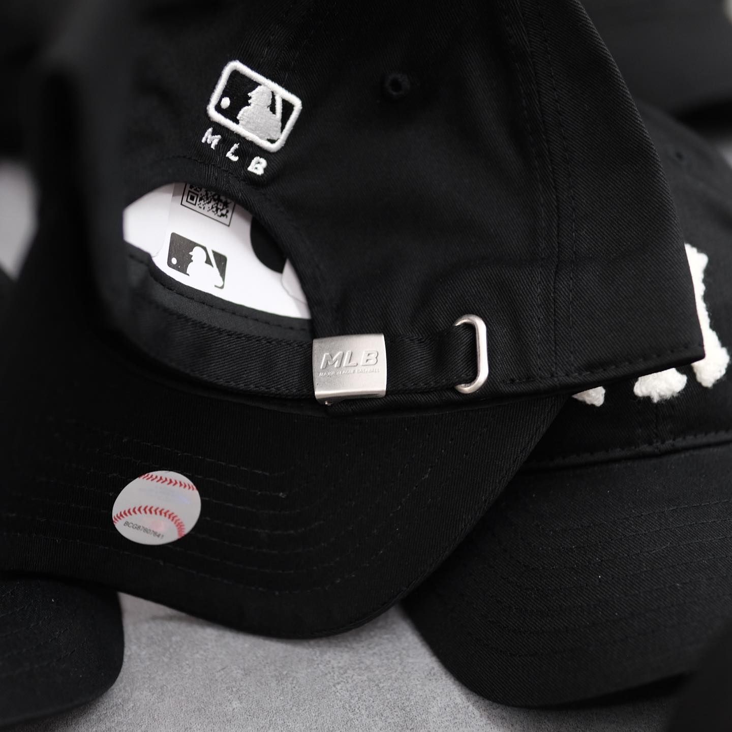  Mũ Nón MLB Màu Đen Logo Ny Bông 