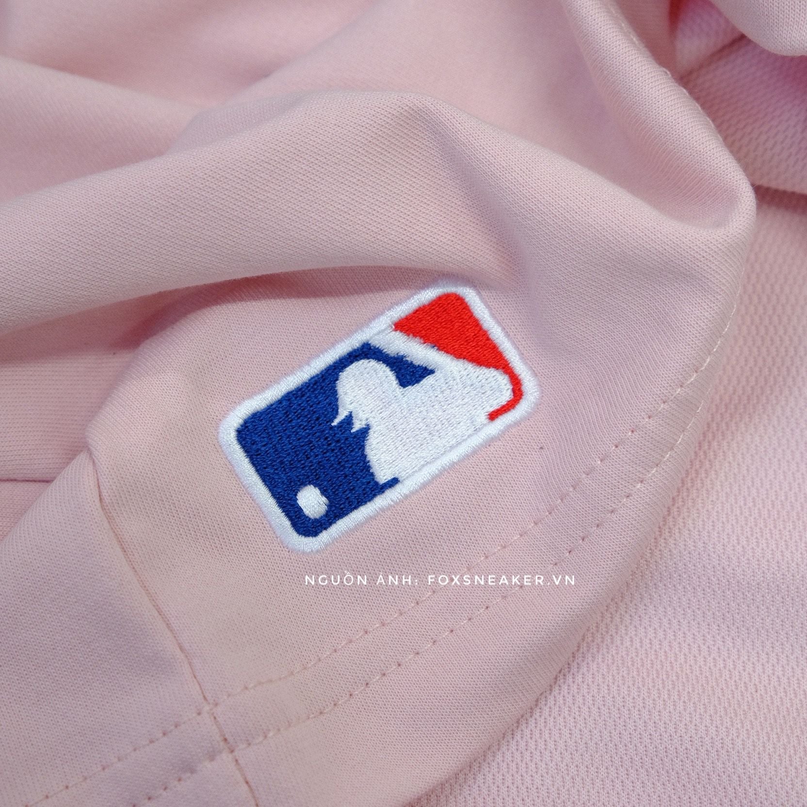  Áo Thun New Era La Hồng Logo Chữ Màu Đen I 12147609 Hàng Chính Hãng 