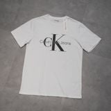  Áo Thun CK Màu Trắng | 40DC813 Hàng Chính Hãng 