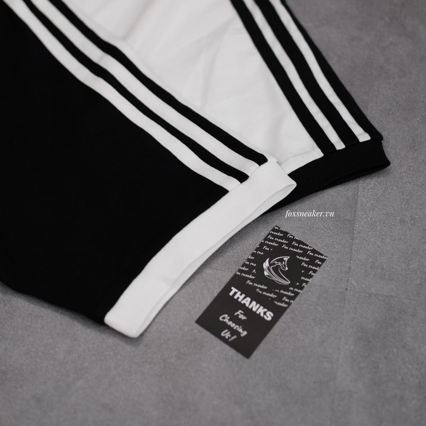  ÁO THUN ADIDAS 3 SỌC ADICOLOR MÀU ĐEN CHÍNH HÃNG - IA4845 