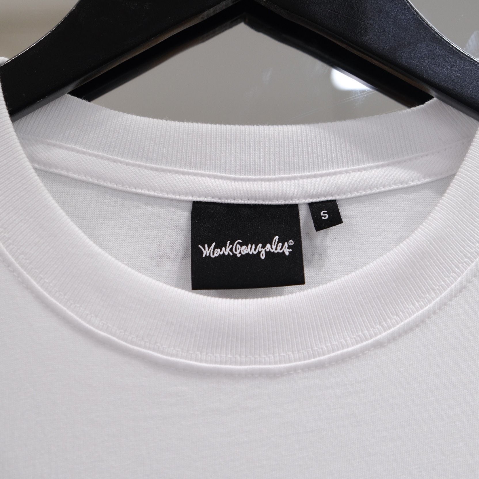  Áo Thun MarkGonzales Người Tuyết Chữ Xanh Chính Hãng 