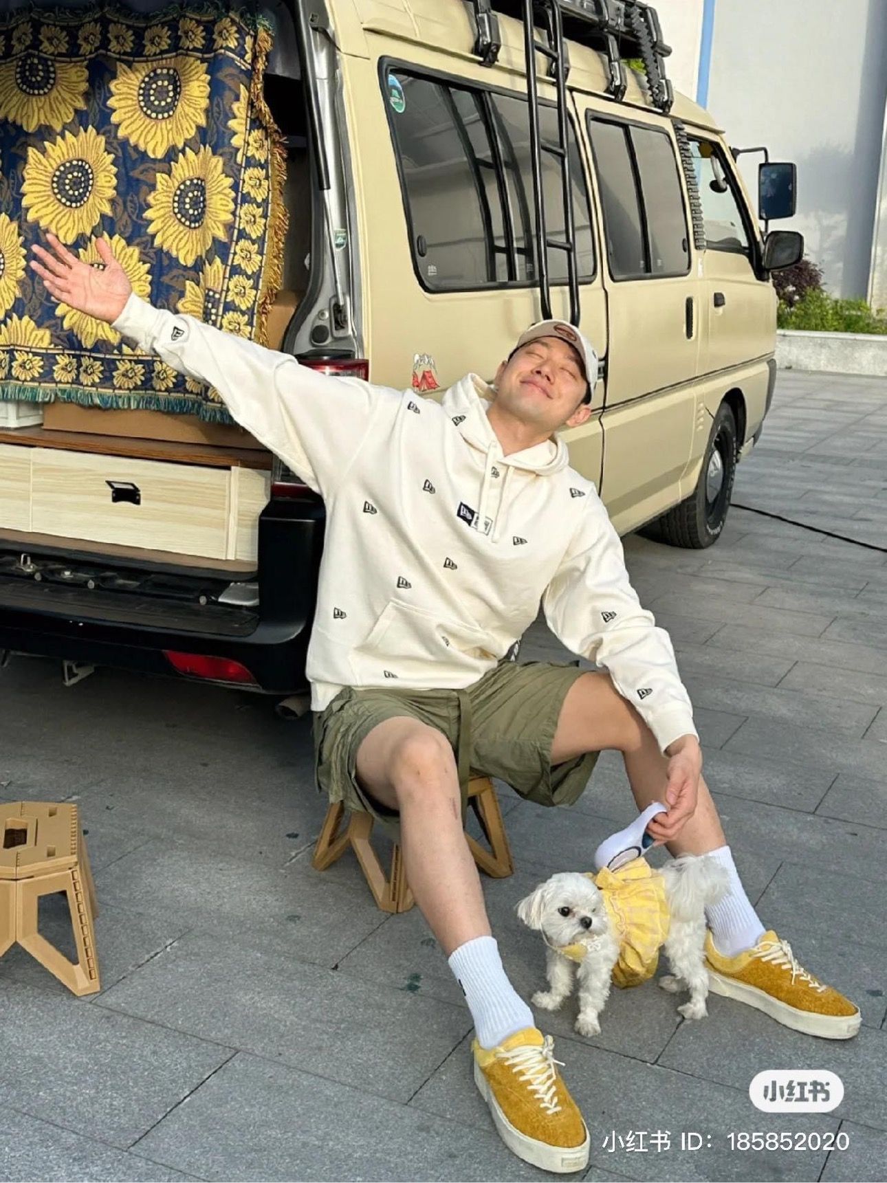  Hoodie New Era Thêu Màu Kem | 13540522 Hàng Chính Hãng 